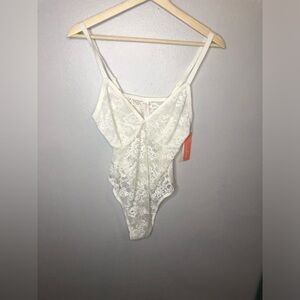 Colsie Lace Cream Bodysuit Women One Piece Size Medium